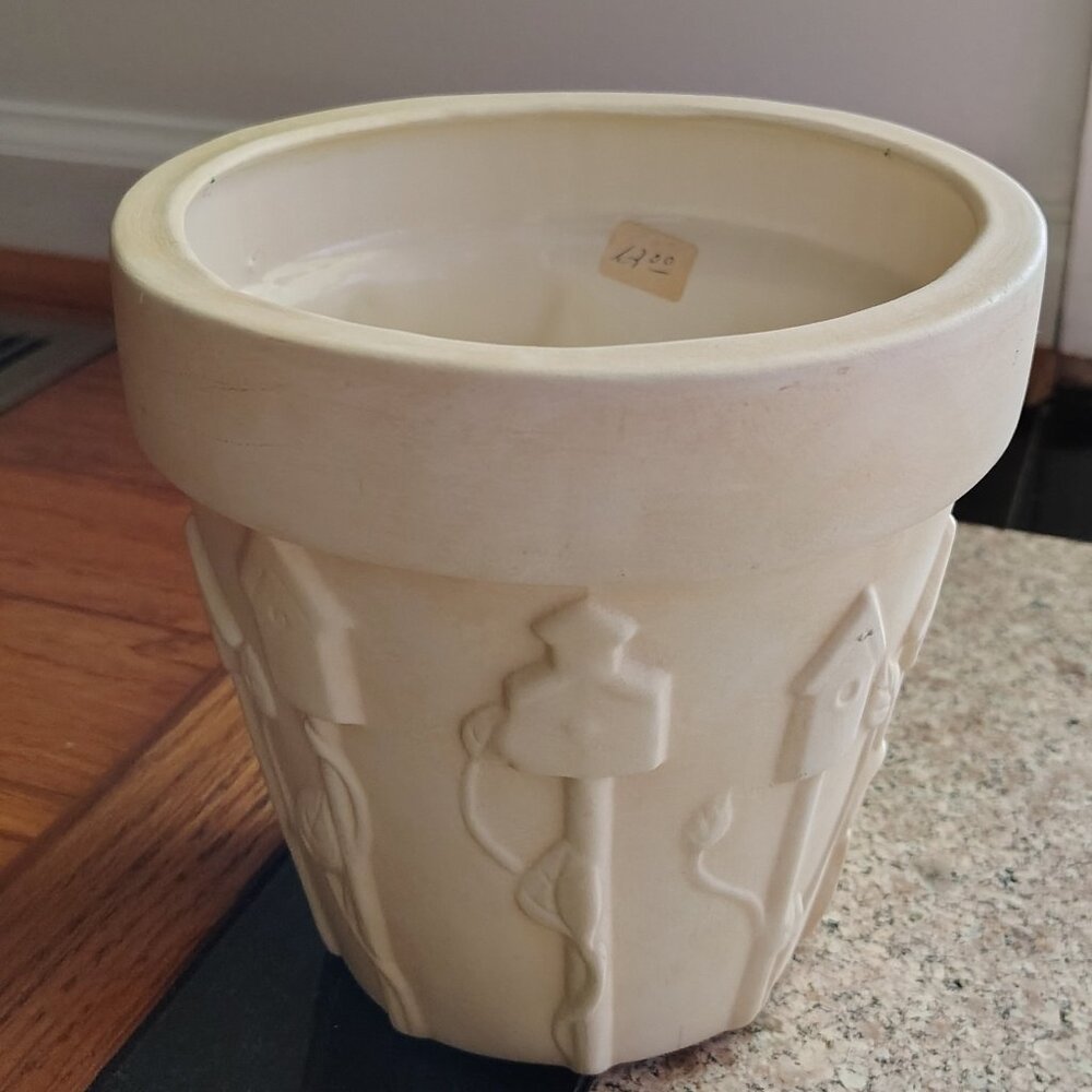 Vintage Ceramic Potholder Beige Round with Birdhouse Designs